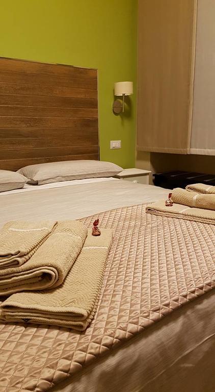 B&B Via Veneto Crotone Eksteriør billede